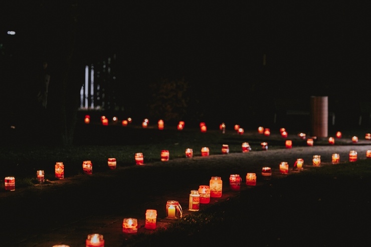 Krāšņi nosvin Lāčplēša dienu Salaspilī. Foto: Iveta Jaunalksne 294268