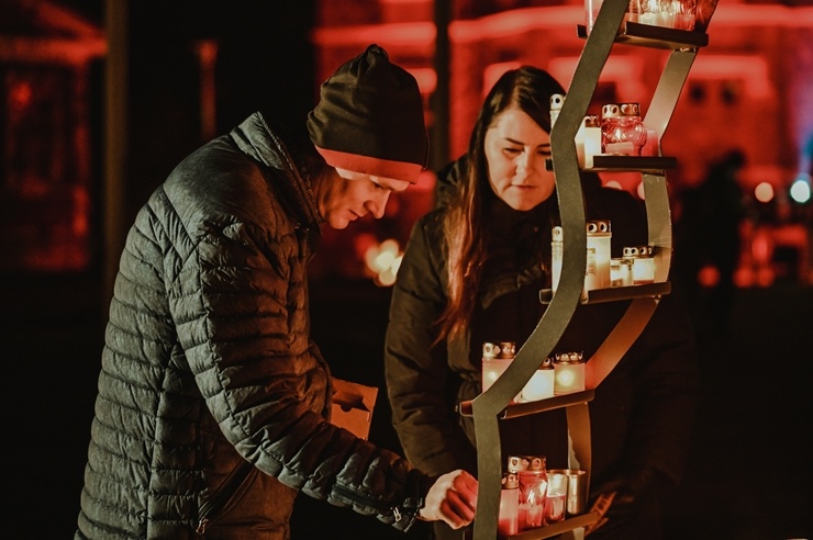 Sigulda mīļi atzīmē Lāčplēša dienu. Foto: Ginta Zīverte 294353