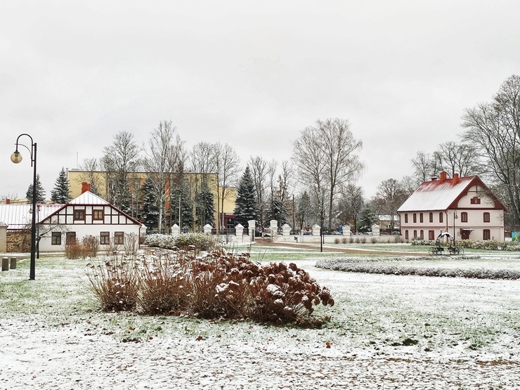 Krāslava  ietinas baltā sniega rotā. Foto: Inga Pudnika 294582