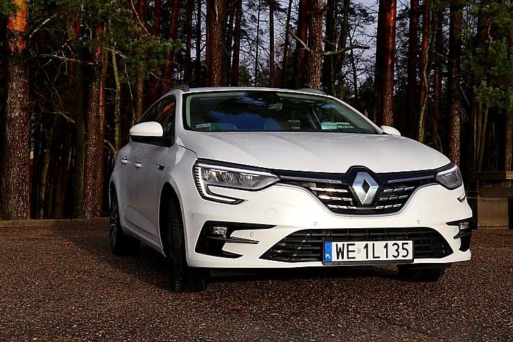 Travelnews.lv ar jauno «Renault Megane» ceļo uz Vidzemi, lai apskatītu Lielo Ellīti 294698