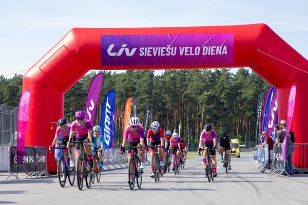 Rīgā notiks LIV Sieviešu Velo Diena un Sieviešu solidaritātes kopbrauciens