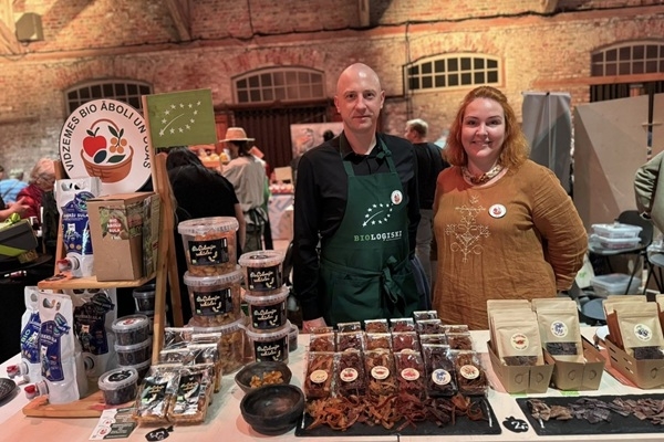 Jaunas kulinārās pieredzes laukos rada Latvijas tūrisma un pārtikas ražošanas uzņēmumi