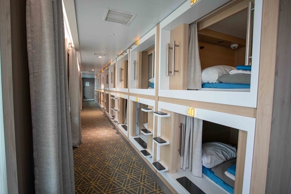 Inovatīva un izdevīga ceļošana – DFDS atklāj kapsulu viesnīcu Baltijas jūras maršrutā