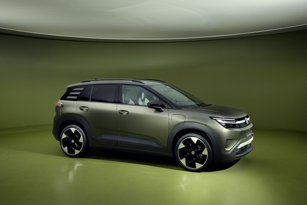 Pasaules pirmizrādi piedzīvo jaunais pilnībā elektriskais ID. Cross – premium klases kvalitāte kompaktā SUV formātā