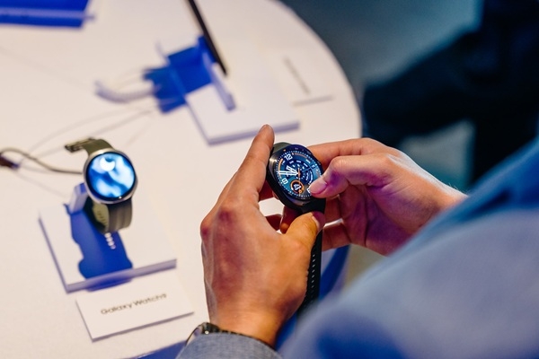 Viedais pavadonis uz rokas veselīgākai ikdienai: Samsung prezentē jaunos Galaxy Watch Ultra2 un Watch9
